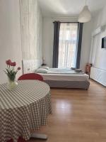 11# Sunflower Cozy Apartment - B&B Budapest