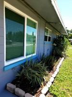 Cozy Bayshore Garden 3 BR House close to IMG - B&B