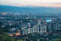 Qonaq Apartments - Comfort City 127 - B&B Almaty