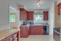 Royal Oak Home 13 Mi to Downtown Detroit - Chambres d’hôtes Royal Oak