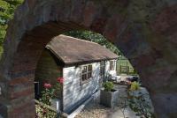 Deer Lodge with a View - B&B Nuthurst