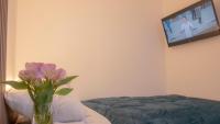 Single Room with Shared Bathroom