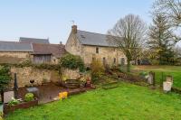 Gite de la ferme du château 1 - Appt climatisé - Bed and Breakfast