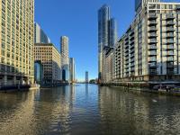MySquare South Quay 02 Bed Water Front Apartments in Canary Wharf - Chambres d'hôtes Londres