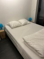 Chambre Au Trèfle Dort - B&B Châtel-Guyon