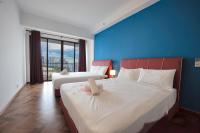 Apartamento de 4 dormitorios con balcón 