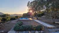 La Cueva de Miravet - Luxury Mountaintop Villa with Sea Views - Villa de lujo con vistas al mar - Chambres d'hôtes Cabanes