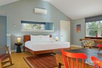 Studio Apartment with King Bed