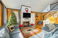 5 Mi to Blue Ridge Parkway Mountain Cabin in Cana - Bed and Breakfast Fancy Gap