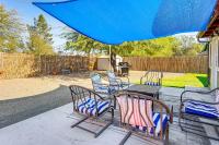 Centrally Located Tucson Home with Fenced-In Yard! - B&B Tucson