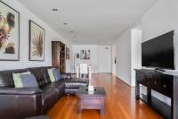 Urban Oasis with Parking Gym Sauna and Lap Pool - B&B Sídney