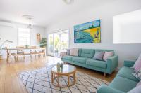 Charming Beach Cottage - Stroll to Cafes, Beach & Creek - B&B Pottsville