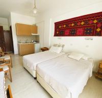 Studio (2 Adults)