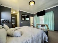 Crawley House - B&B
