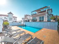 Beautiful villa with private heated pool in Nerja - B&B Torrox Costa