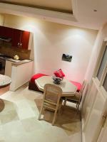 Grand S1 Moderne dans une villa - B&B