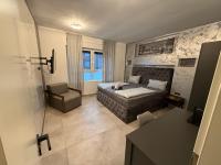All In - B&B