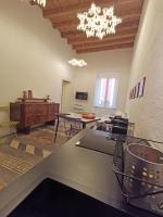 Apartamento de 1 dormitorio con balcón