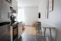 #10 - Serene Studio - Self Check in - Plateau - St-Denis - AC - TV - B&B Montréal