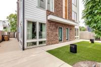 11 Beds 6 full Baths With Rooftop Deck - Chambres d’hôtes Nashville