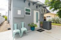 Charming Studio in Miami with Parking and Patio - B&B