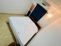 Lagoon Entire House - Hiriketiya - Bed and Breakfast Dikwella