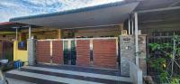 Cozy homestay Bendahara - B&B