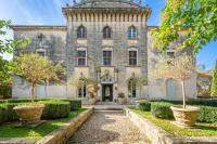 Château de Cristin du XVIII, authentique et familial - ROSSIconciergerie - Ferienwohnung