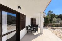 Hibis, No 2 - B&B