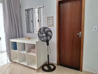 Kitnet com ar condicionado e banheiro externo - B&B