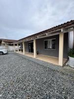 Casa a 900m do Beto Carrero - B&B