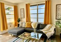 Lush tropical big home close to Airport, Calle 8, Coral Gables and lots more Miami amenities - B&B