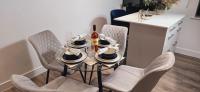 Kings Lodge By Nivaas 1 - Bed and Breakfast