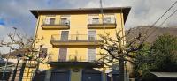 Garden - residence in the center of Barzio - B&B