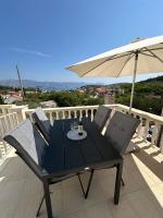 Robić Apartments - Chambres d’hôtes Lumbarda