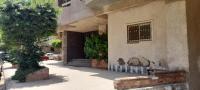 غرفة سنجل بحمام خاص لمزيد من الخصوصية Single Room with private bathroom for more privacy Номер с отдельной ванной комнатой для большей конфиденциальности Chambre avec salle de bain privée pour plus d'intimité - B&B