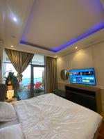 Queen Suite with Sea View