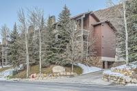 24B Powder Run condo - B&B