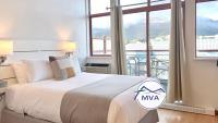 Alpenglow Lodge Rainbow Look Out Studio by MVA - B&B