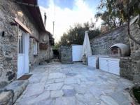 Finikous Cottage House-Agros - B&B Agrós