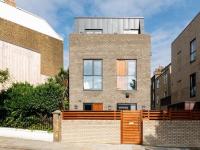 4Bedroom, 3Bath Retreat with Extra Toilet & Private Garden Oasis - B&B London