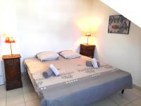 Maison ALIS 5 pièces 10 personnes à 100 mètres de la plage du Courégant - Chambres d'hôtes Ploemeur