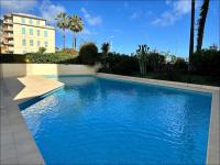 E2C2 - 3pièces vue mer avec piscine & parking - B&B Mentone