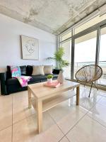 Stylish and Spacious Condo Prefect to Enjoy Miami! - B&B Miami