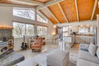 Deck and Fire Pit Pine Mountain Lake Getaway! - B&B