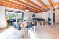 Cabana & Maison Entre Lacs & Montagnes -Proche Annecy - Chambres d'hôtes Sales