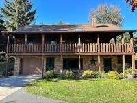 Forest Tree Log Cabin - B&B Middletown