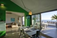 Penthouse Belvedere City View with Private Parking - B&B