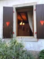 Casa Gugjet Cuore Carnico - Appartamento Tamai -giardino - senza scale - parcheggio privato - 4 zampe gratis - B&B