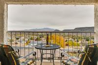 Las Palmas Condo with Pool Access in St George! - Ferienwohnung